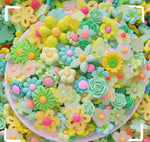 Load image into Gallery viewer, Flower Resin Charms, Assorted Colors
