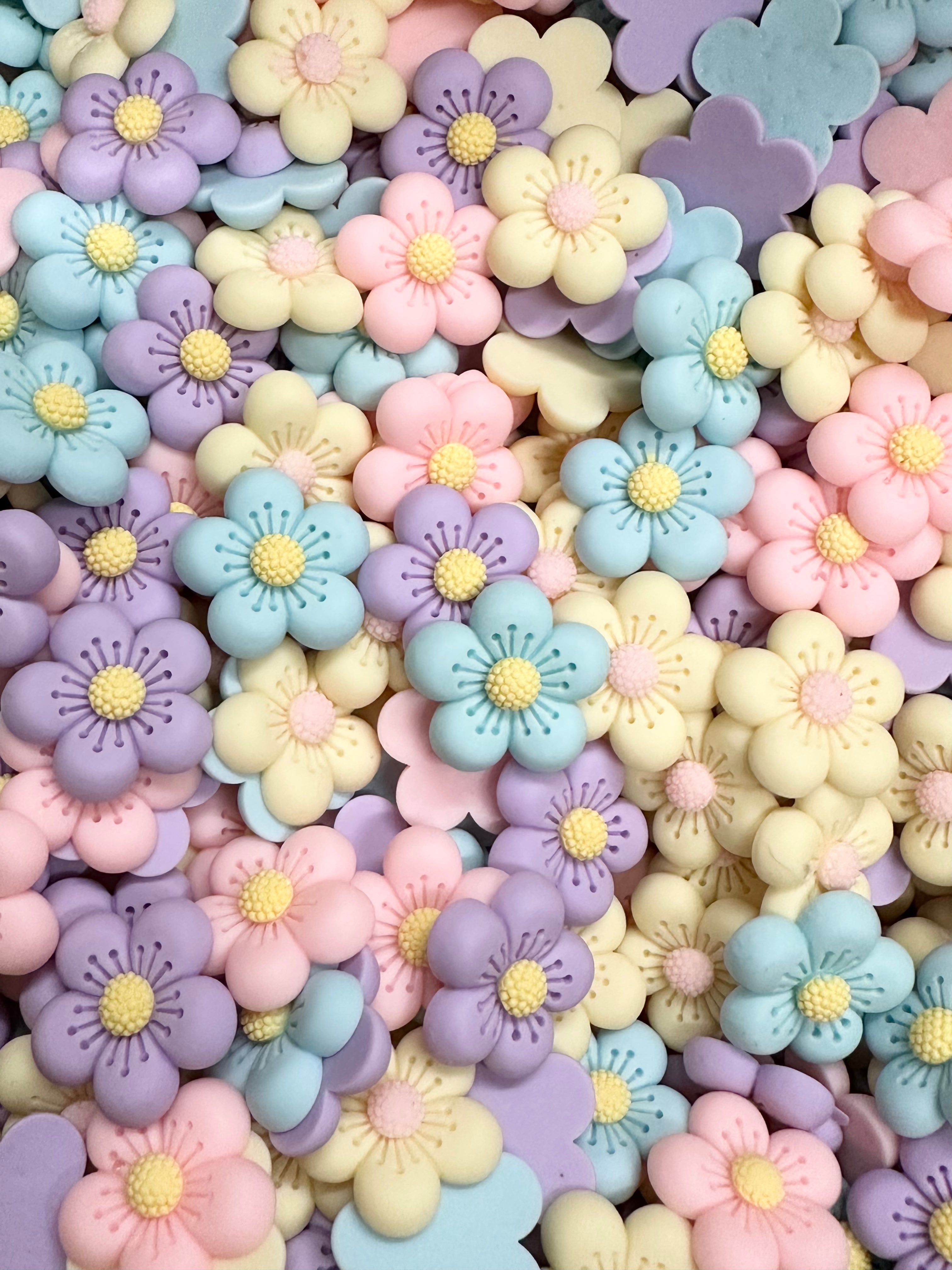 Resin Cabochon, Flowers, Charms. Pastels 2.0