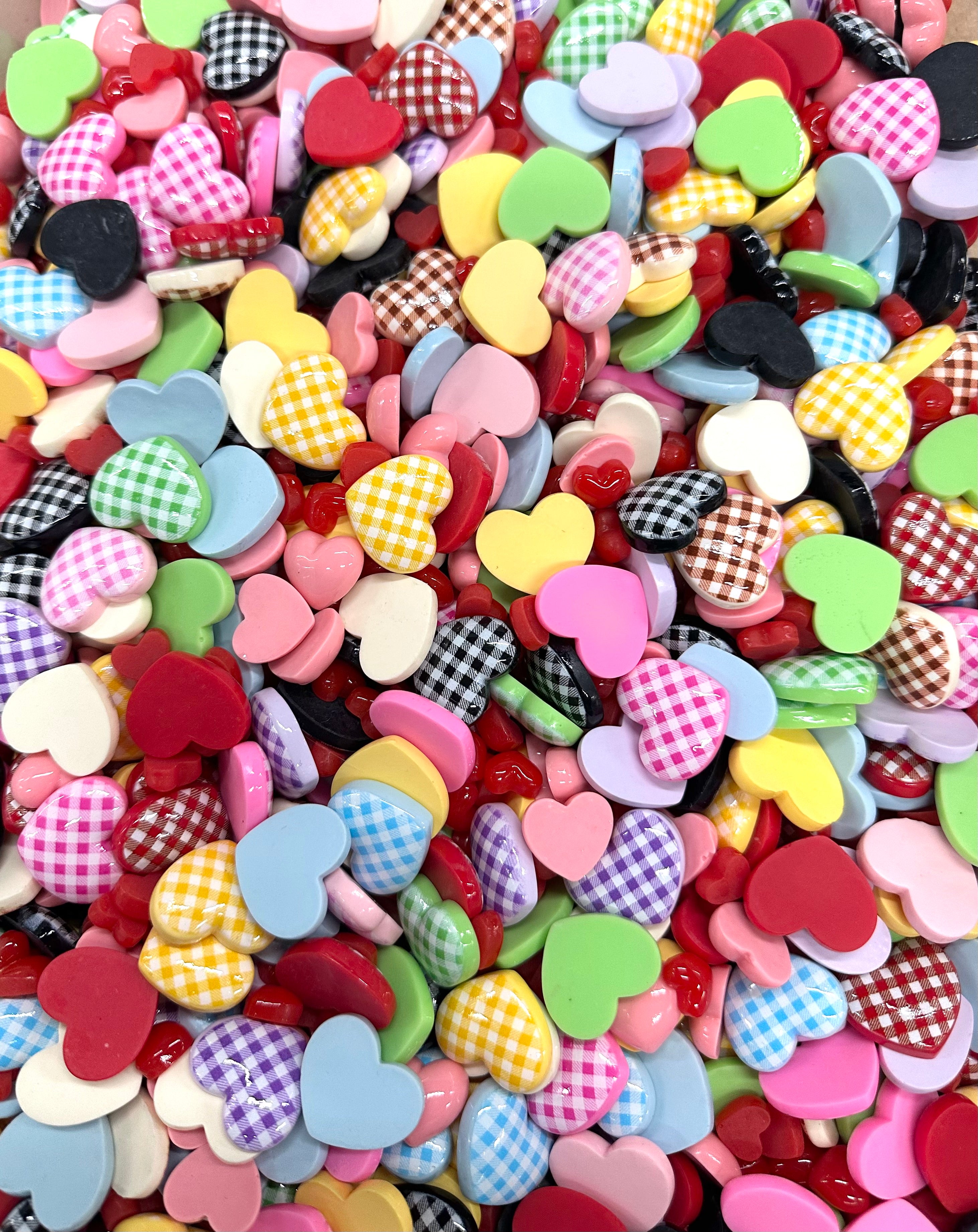 10/15/25 4:30 PM PST Flat Back Resin/Acrylic Flower And Charm Mixes, Assorted Colors