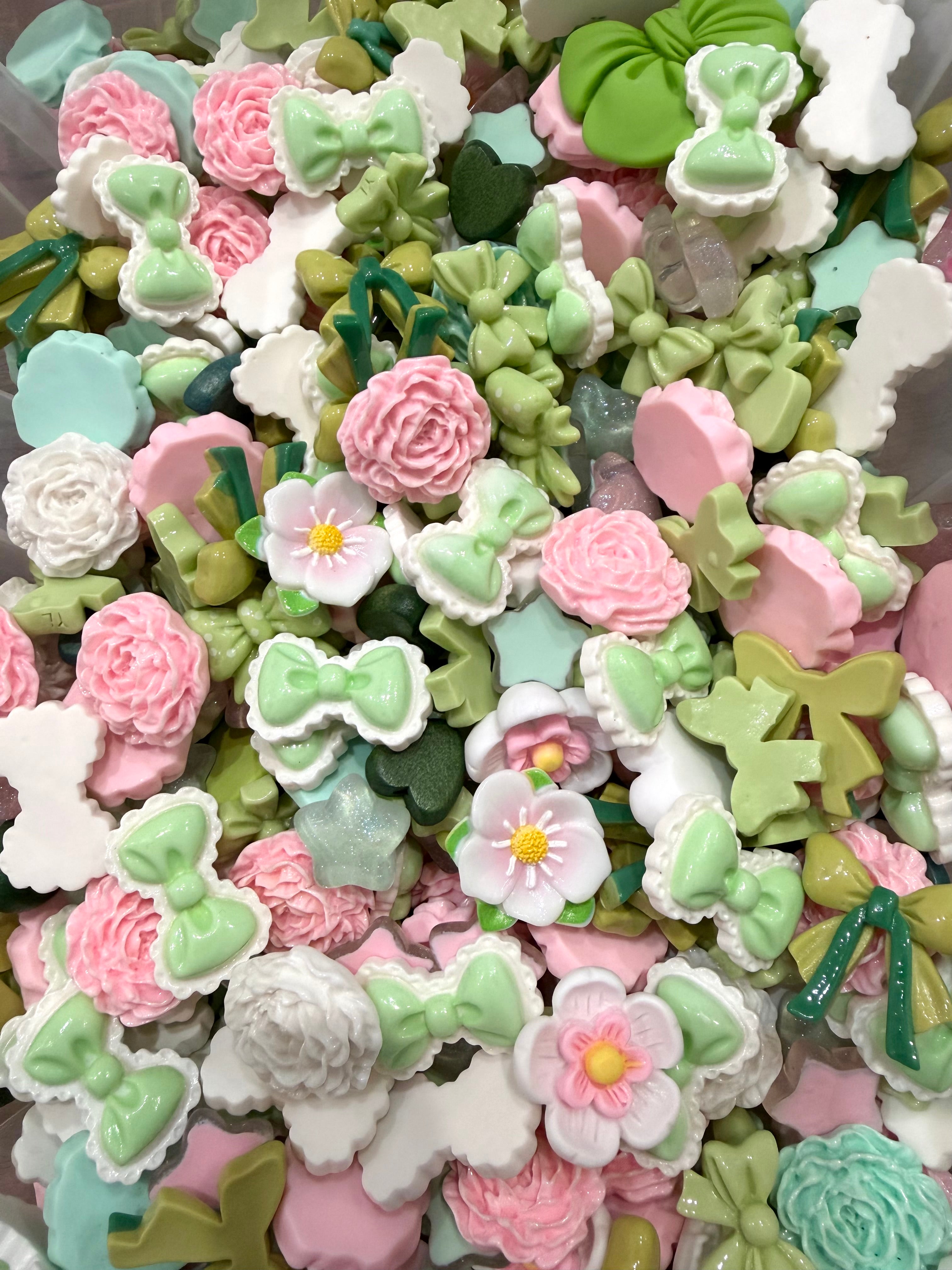 Wildflower Wednesday- Flat Back Flower & Charm Mixes, Assorted Colors