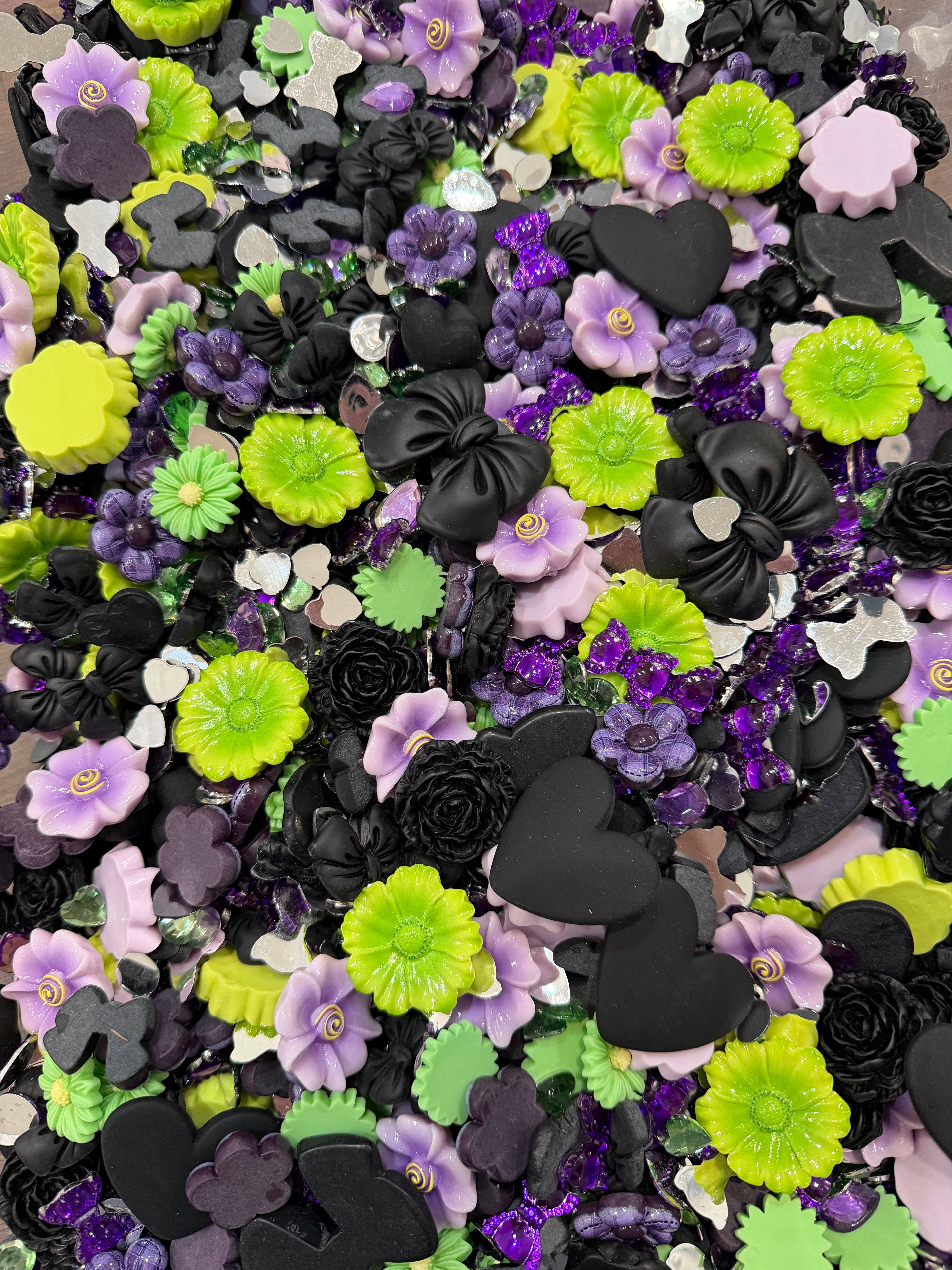 Wildflower Wednesday- Flat Back Flower & Charm Mixes, Assorted Colors