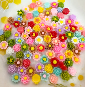 Resin Cabochon, Flowers, Charms. Micro Flowers, 100 Pcs