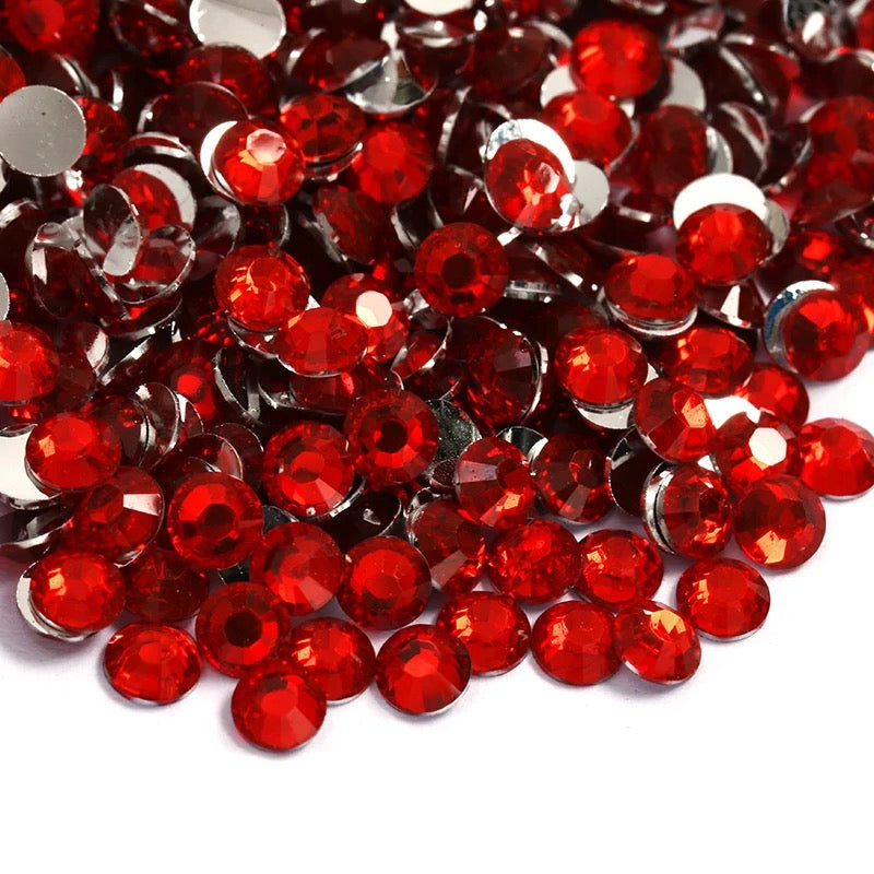 Resin Rhinestones, Light Siam Silver Back