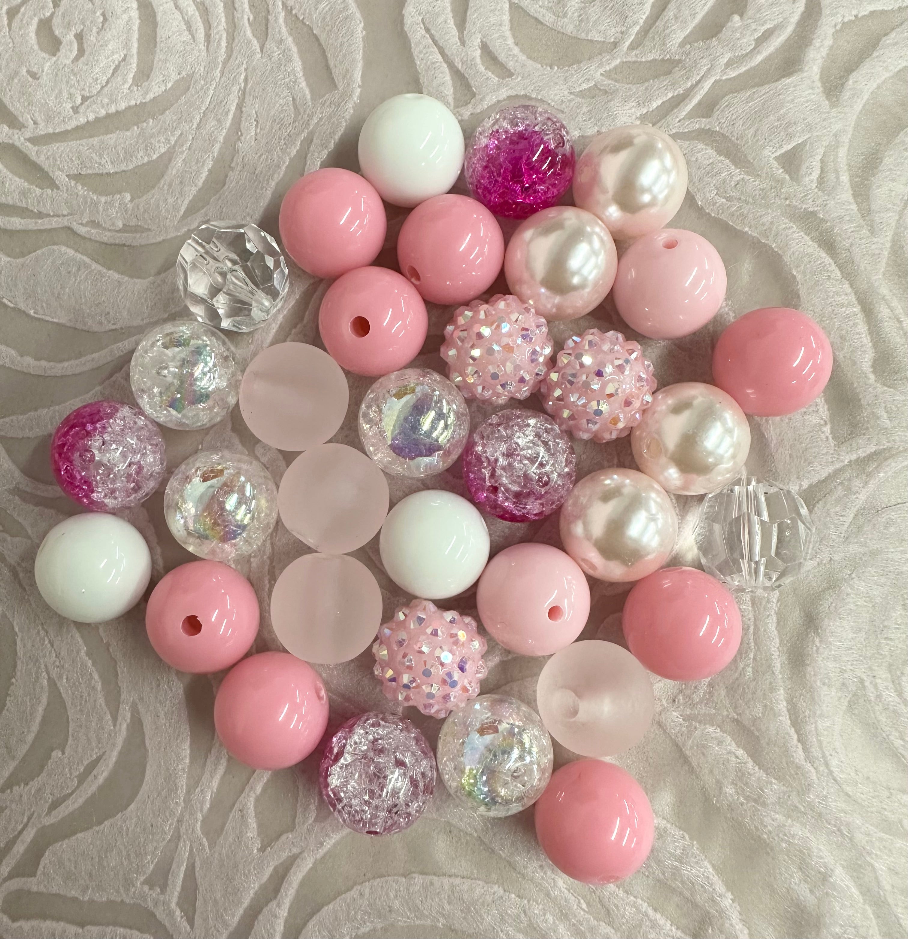 16 mm Bubblegum Beads, 50 pcs/bag. Assorted colors.