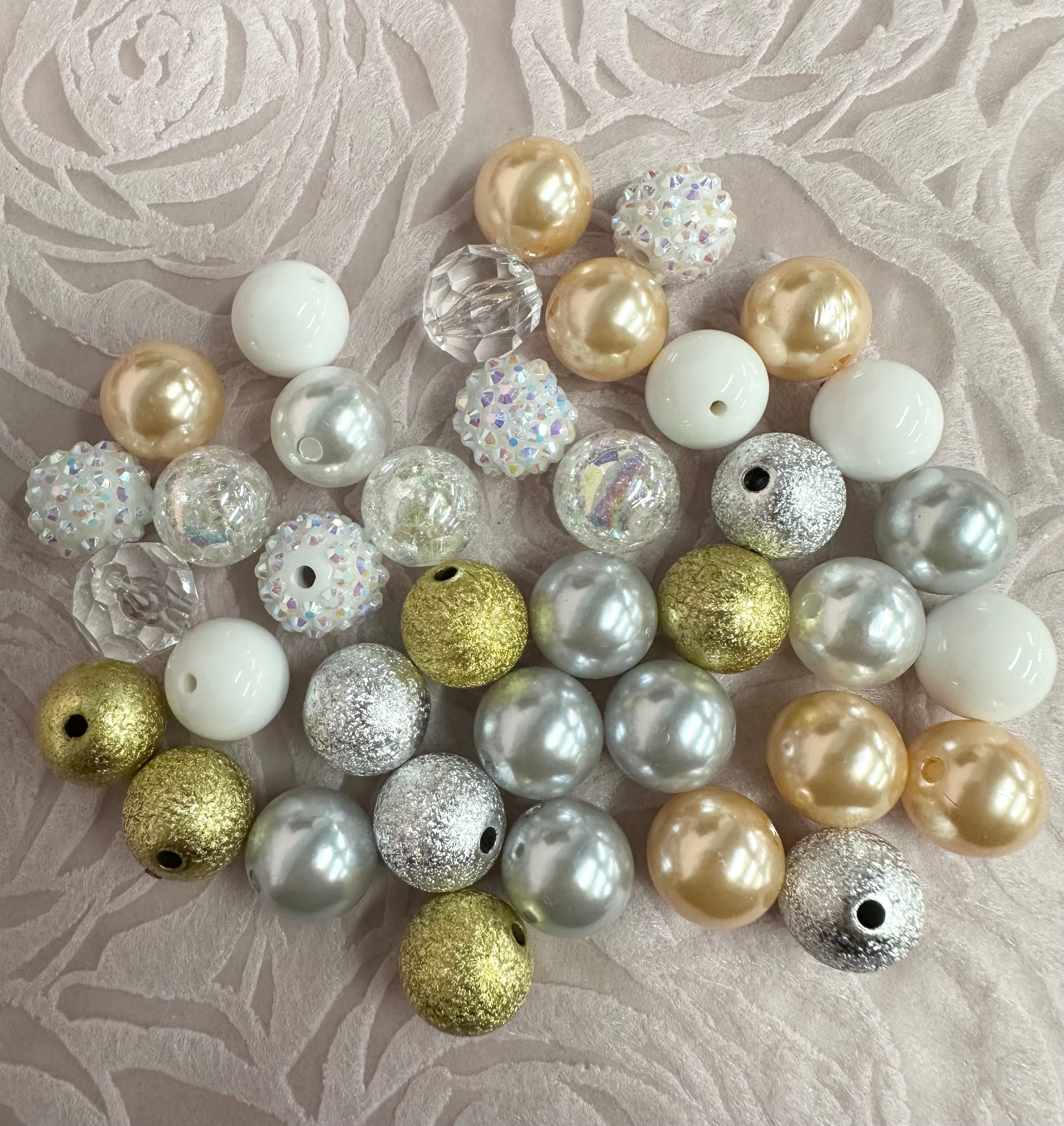 16 mm Bubblegum Beads, 50 pcs/bag. Assorted colors.