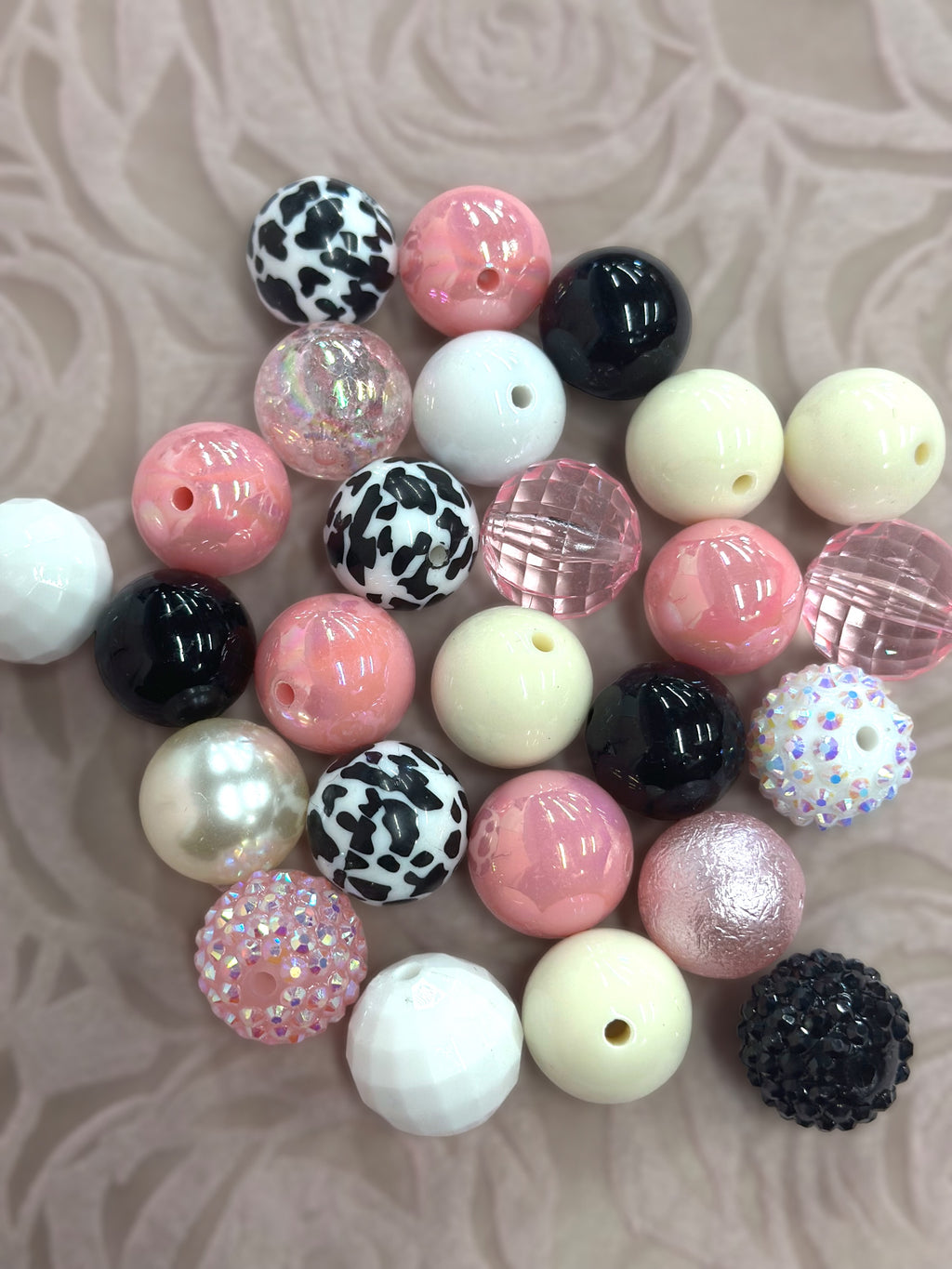 20 mm Bubblegum Beads, 50 pcs/bag. Assorted colors.