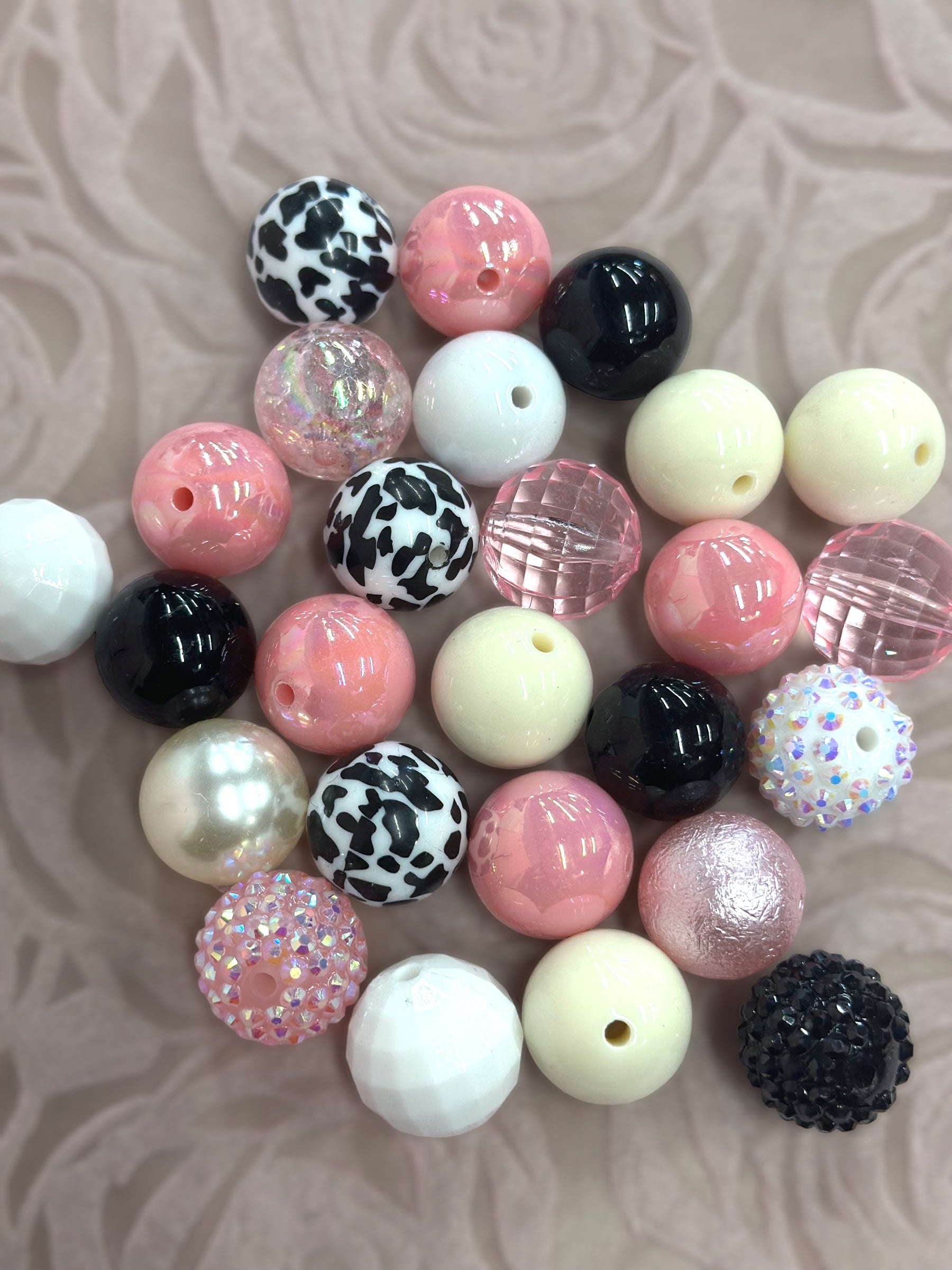 20 mm Bubblegum Beads, 50 pcs/bag. Assorted colors.
