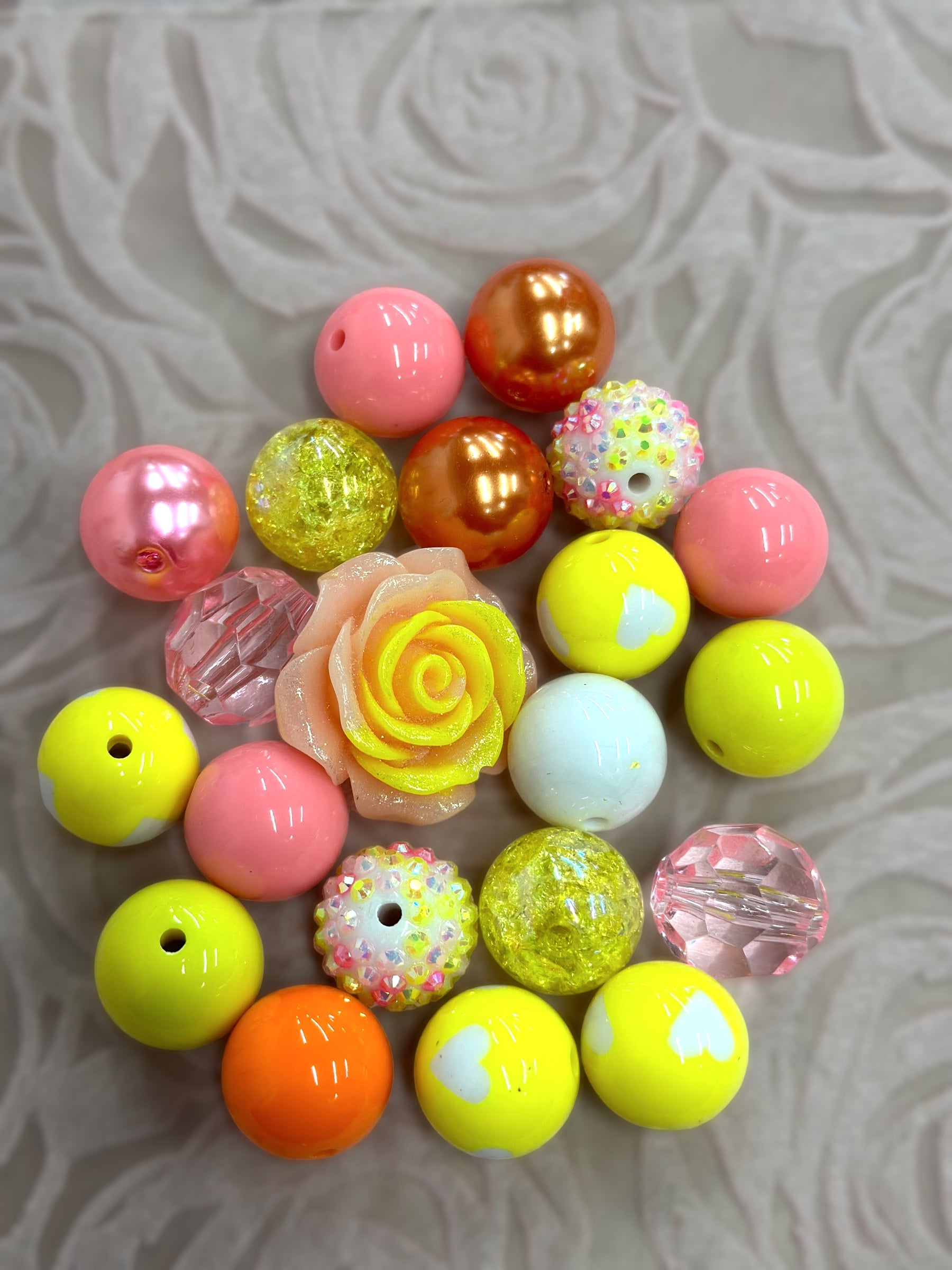 20 mm Bubblegum Beads, 50 pcs/bag. Assorted colors.