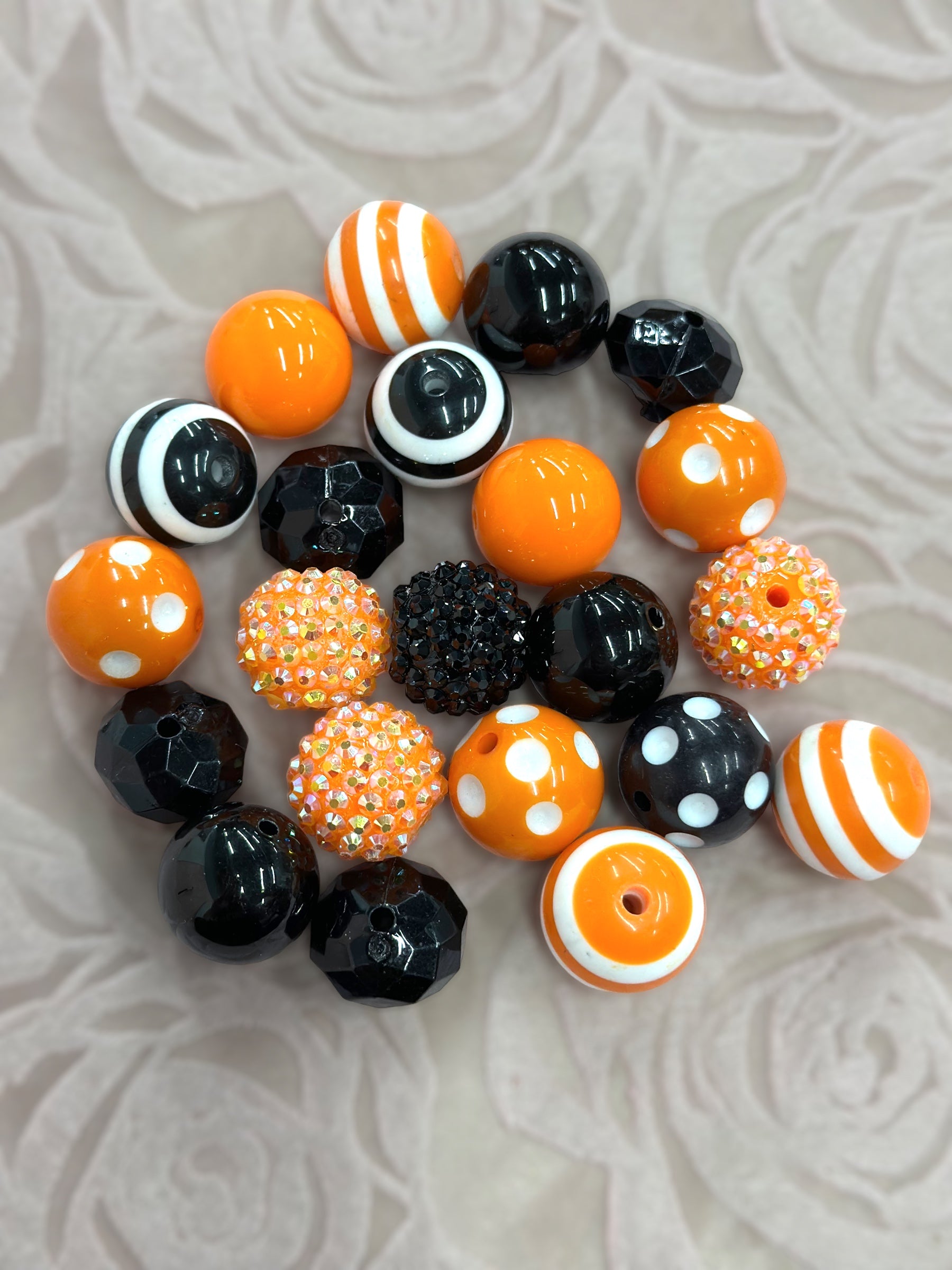 20 mm Bubblegum Beads, 50 pcs/bag. Assorted colors.