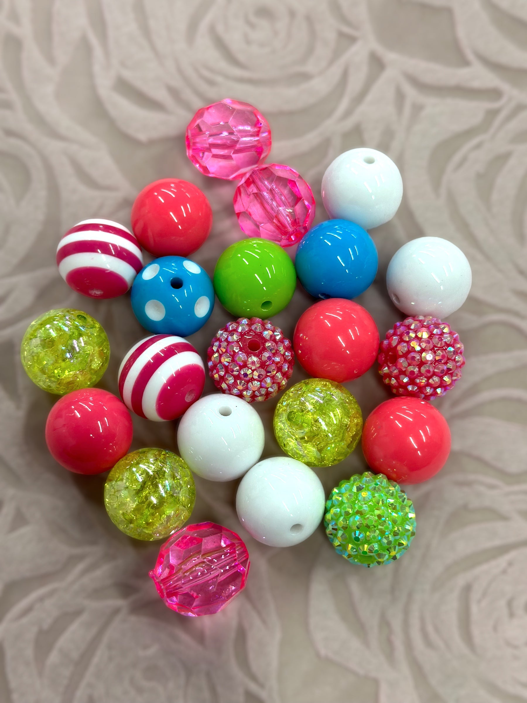 20 mm Bubblegum Beads, 50 pcs/bag. Assorted colors.