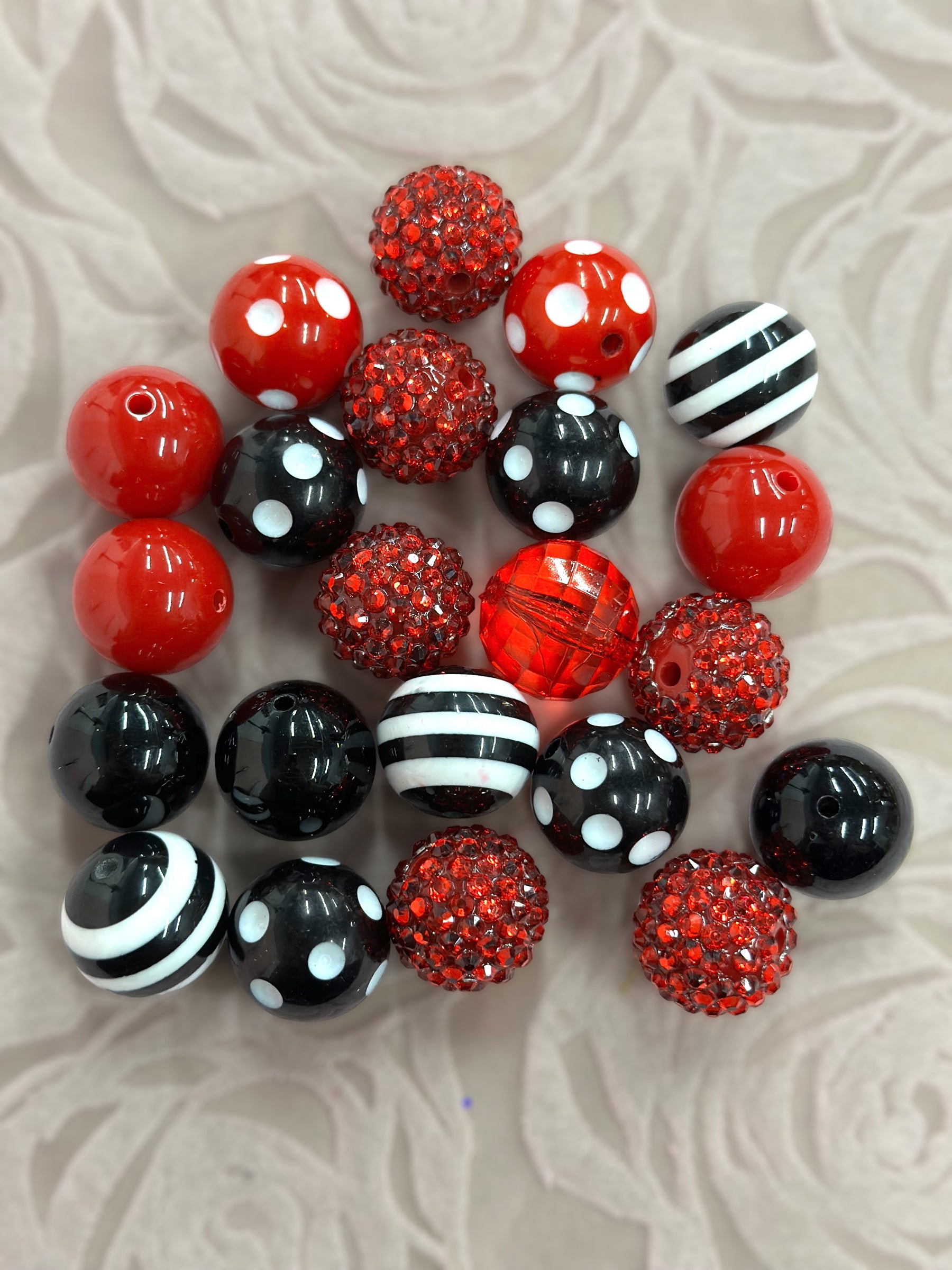 20 mm Bubblegum Beads, 50 pcs/bag. Assorted colors.