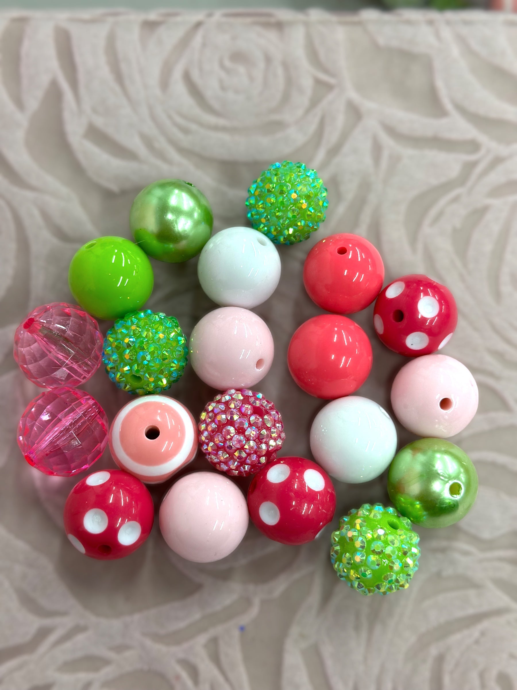 20 mm Bubblegum Beads, 50 pcs/bag. Assorted colors.
