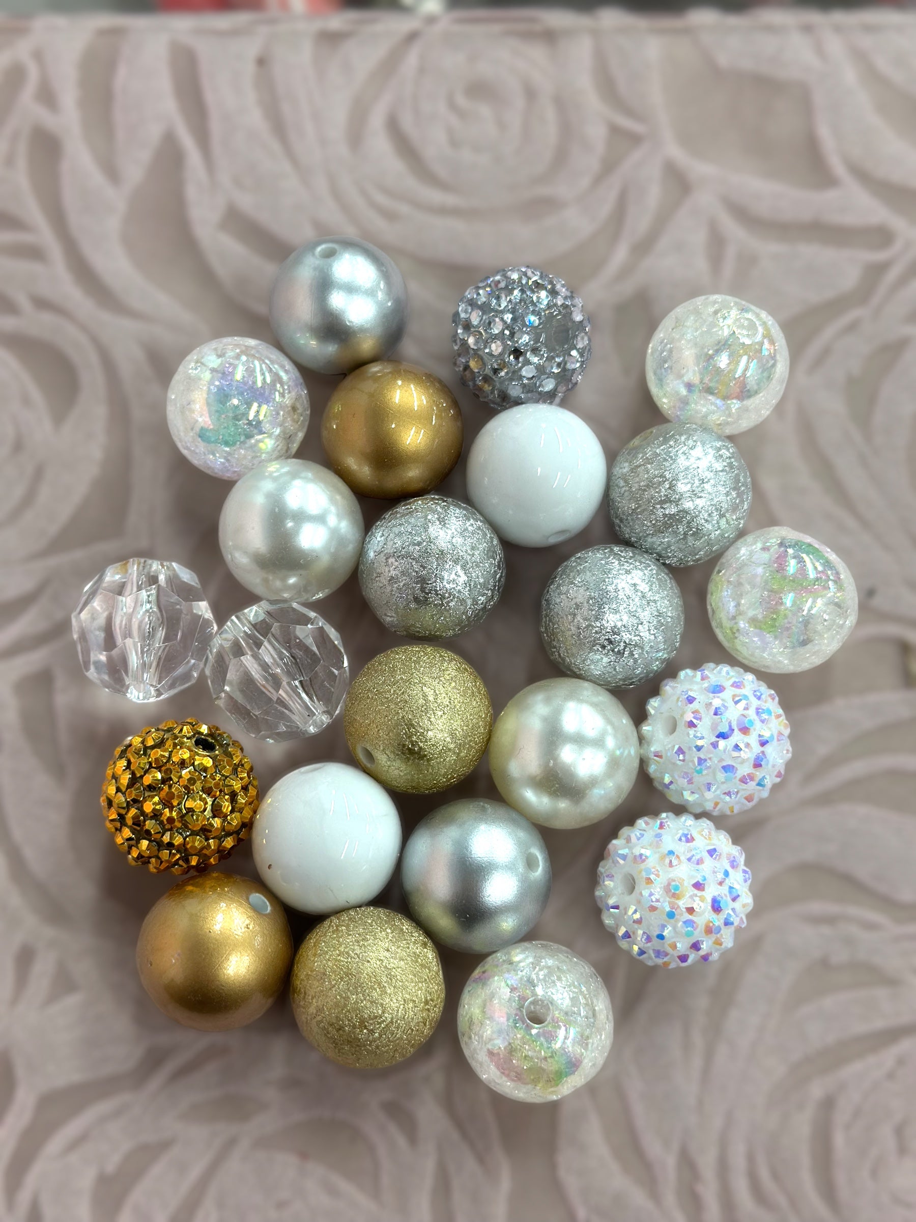 20 mm Bubblegum Beads, 50 pcs/bag. Assorted colors.