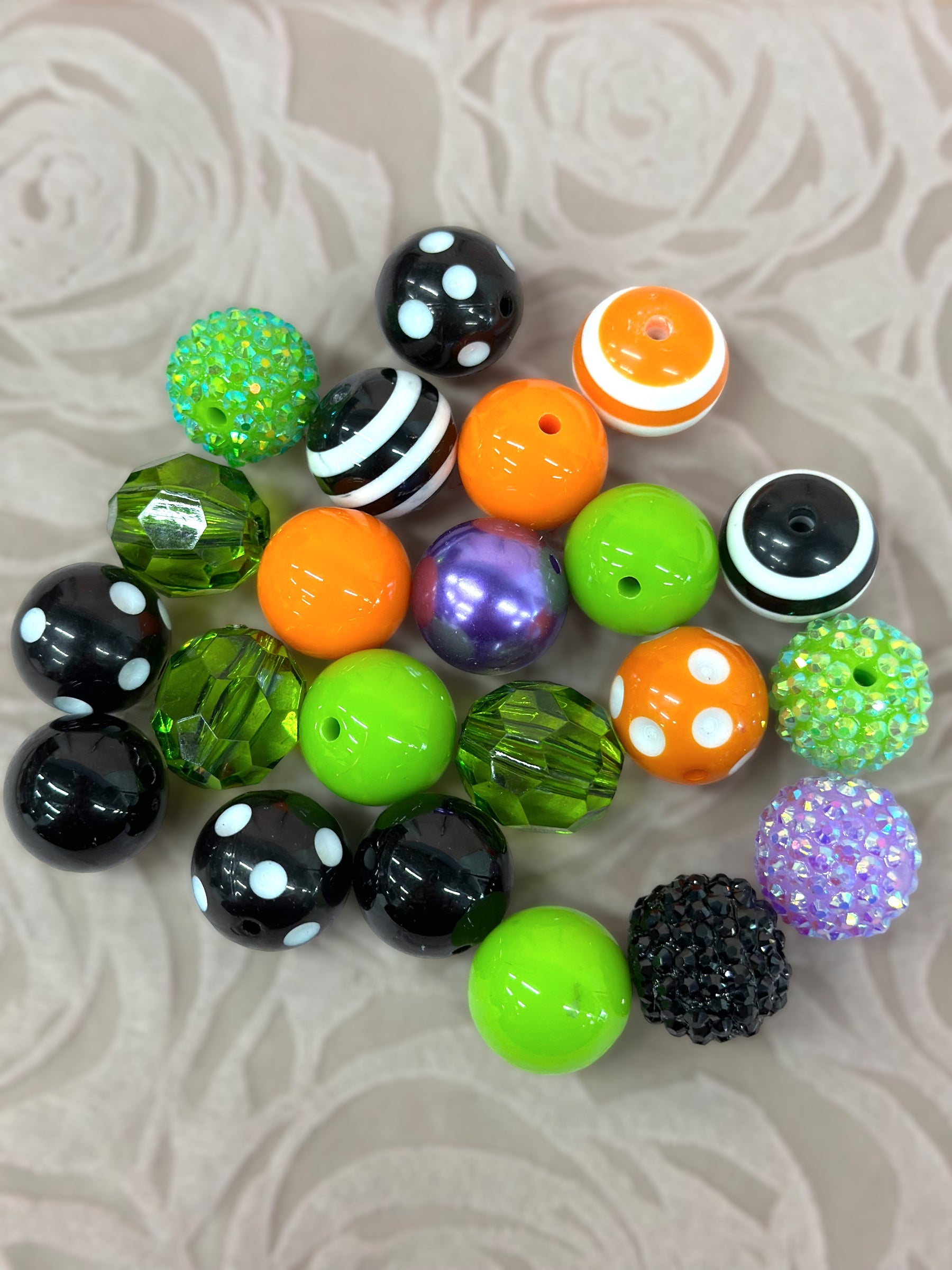 20 mm Bubblegum Beads, 50 pcs/bag. Assorted colors.