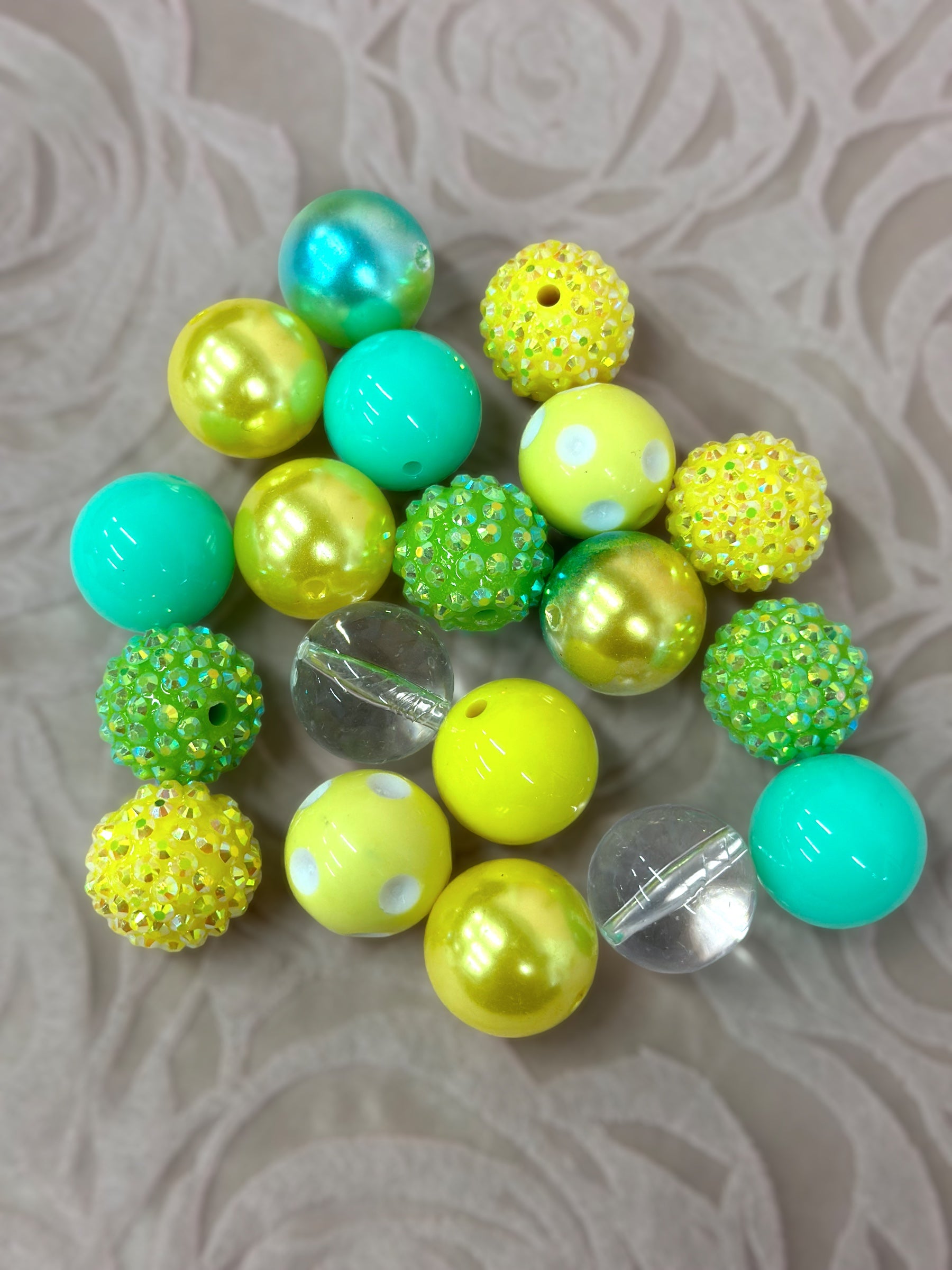 20 mm Bubblegum Beads, 50 pcs/bag. Assorted colors.